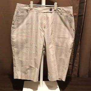 Bugatchi Women size 10 Bermuda shorts
